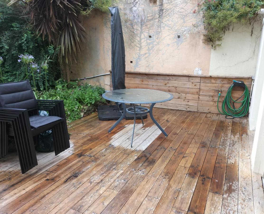 Appartement Au Centre Ville Avec Un Beau Jardin Prive Ланніон Екстер'єр фото